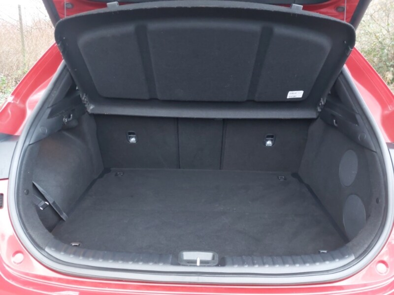 Used Kia XCeed 2023 for sale - 77324863: Photo 8