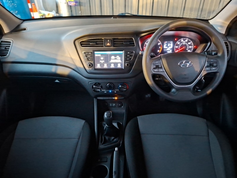 Used Hyundai i20 2018 for sale - 77325070: Photo 2
