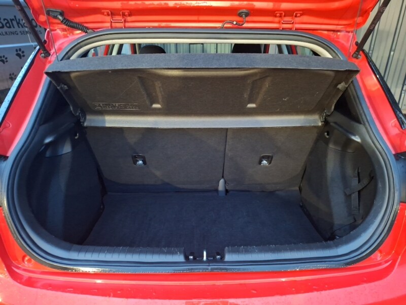 Used Hyundai i20 2018 for sale - 77325070: Photo 8