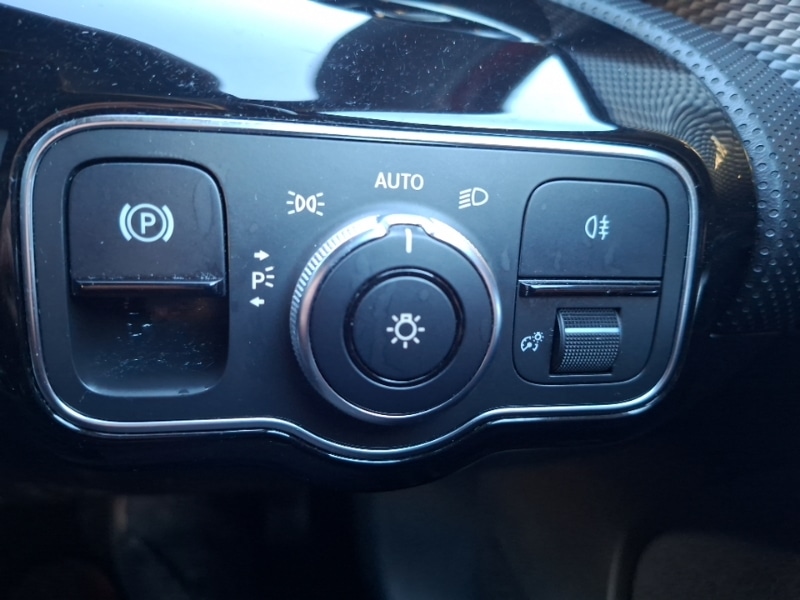 Used Mercedes-Benz A-Class 2019 for sale - 77610781: Photo 15