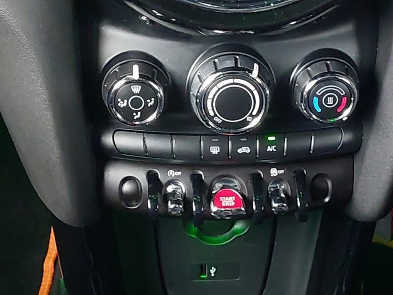 Used MINI Cooper 2019 for sale - 76543178: Photo 11