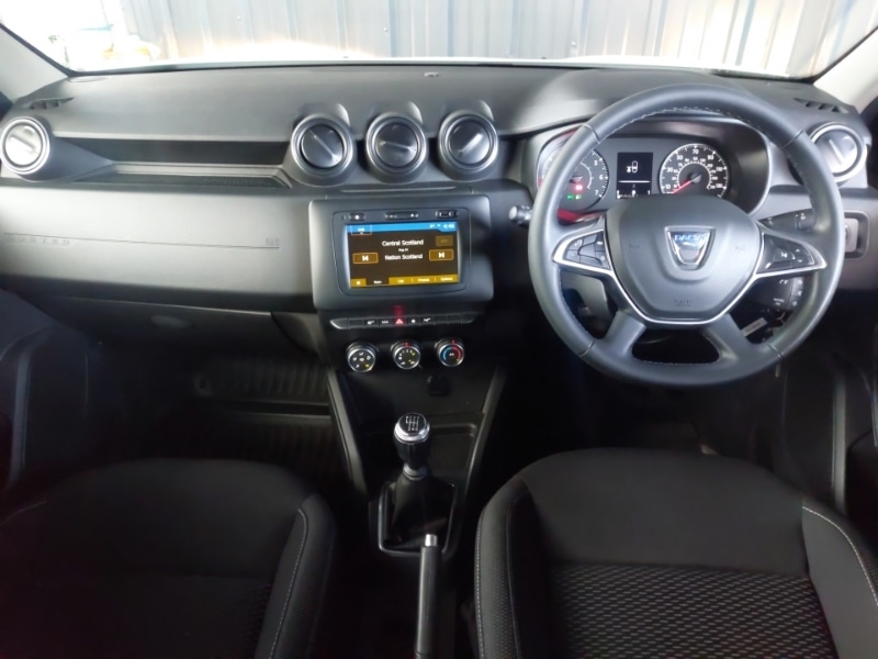 Used Dacia Duster 2020 for sale - 76408104: Photo 2
