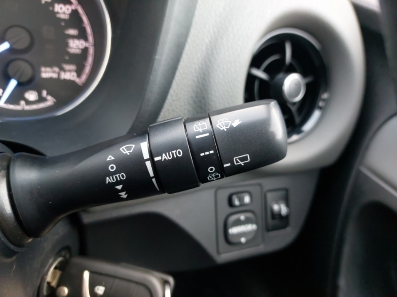 Used Toyota Yaris 2019 for sale - 76579016: Photo 14