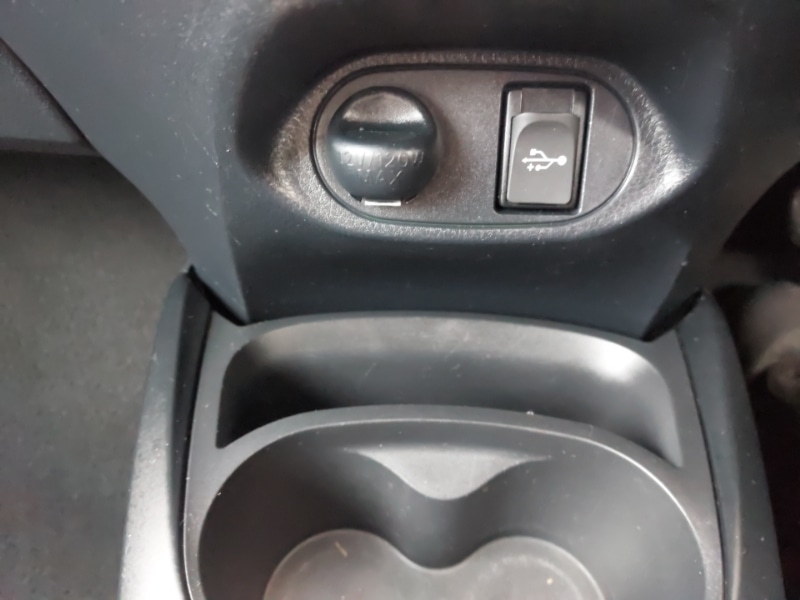 Used Toyota Yaris 2019 for sale - 76579016: Photo 17