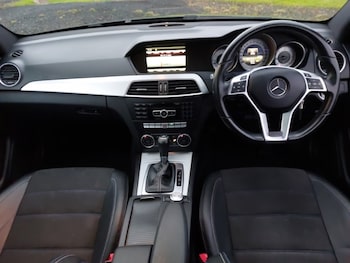 Used Mercedes-Benz C Class 2015 for sale - 76846865: Photo