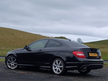 Used Mercedes-Benz C Class 2015 for sale - 76846865: Photo