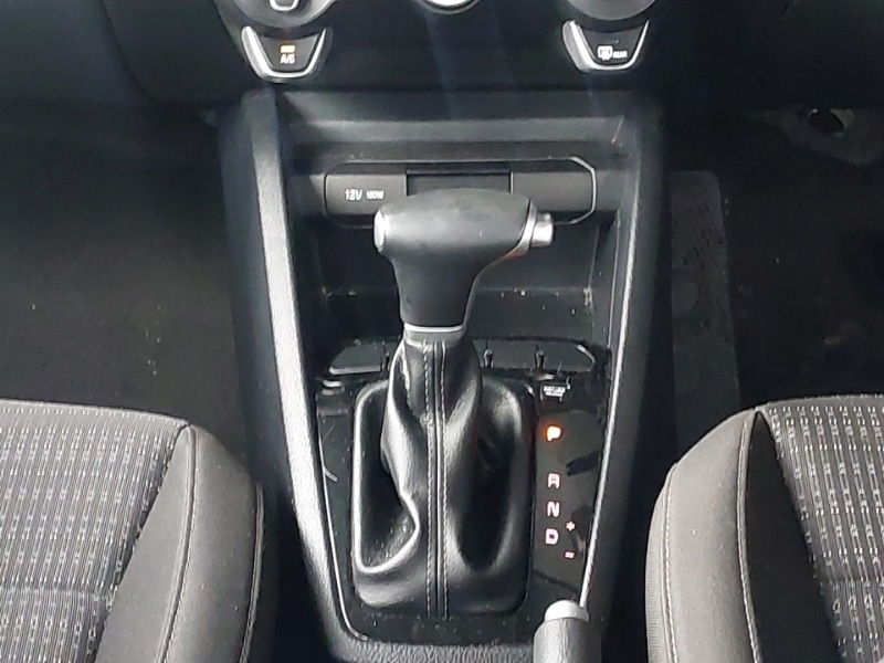 Used Kia Stonic 2022 for sale - 76795263: Photo 11