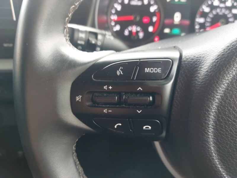 Used Kia Stonic 2022 for sale - 76795263: Photo 18