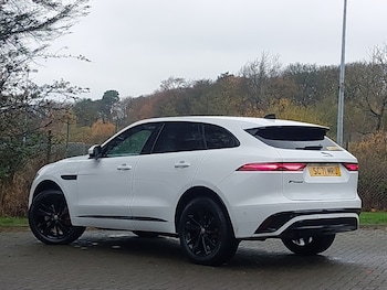 Used Jaguar F-Pace 2021 for sale - 76493040: Photo