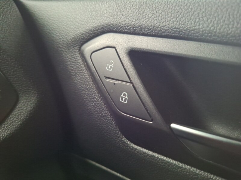 Used Volkswagen T-Roc 2018 for sale - 77299545: Photo 19