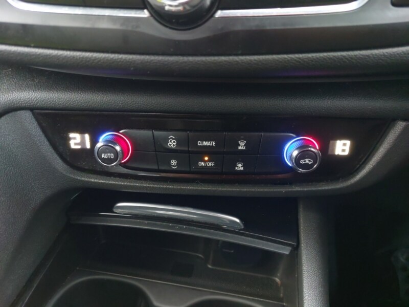 Used Vauxhall Insignia 2018 for sale - 77066094: Photo 17