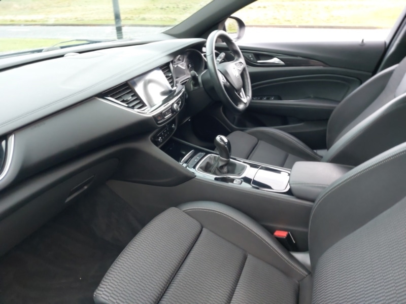 Used Vauxhall Insignia 2018 for sale - 77066094: Photo 5