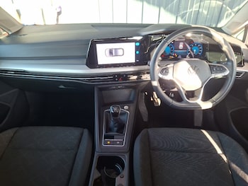 Used Volkswagen Golf 2024 for sale - 79536774: Photo