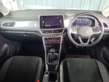 Used Volkswagen T-Roc 2022 for sale - 78446941: Photo