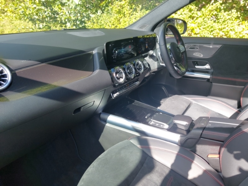 Used Mercedes-Benz GLA 2022 for sale - 76083209: Photo 5