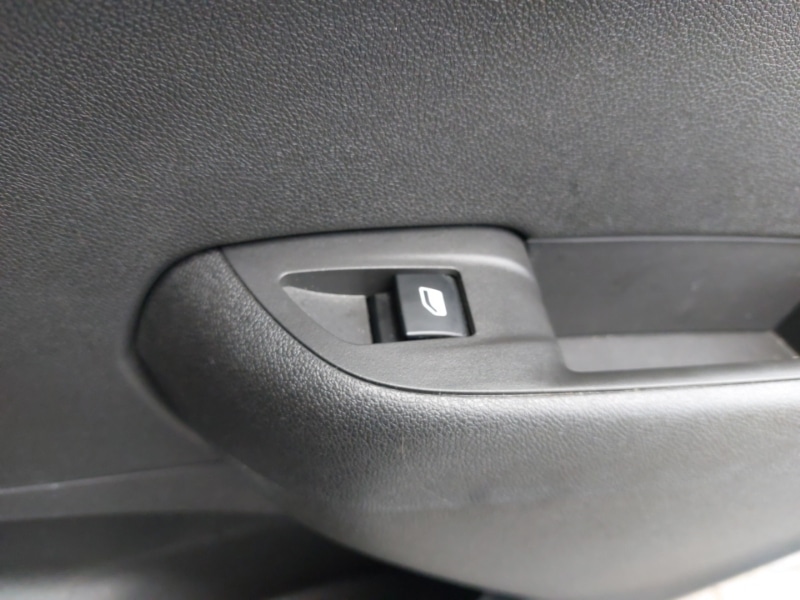 Used Vauxhall Crossland 2022 for sale - 77652139: Photo 10