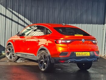 Used Renault Arkana 2023 for sale - 77352444: Photo