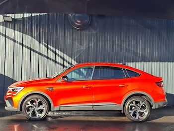 Used Renault Arkana 2023 for sale - 77352444: Photo