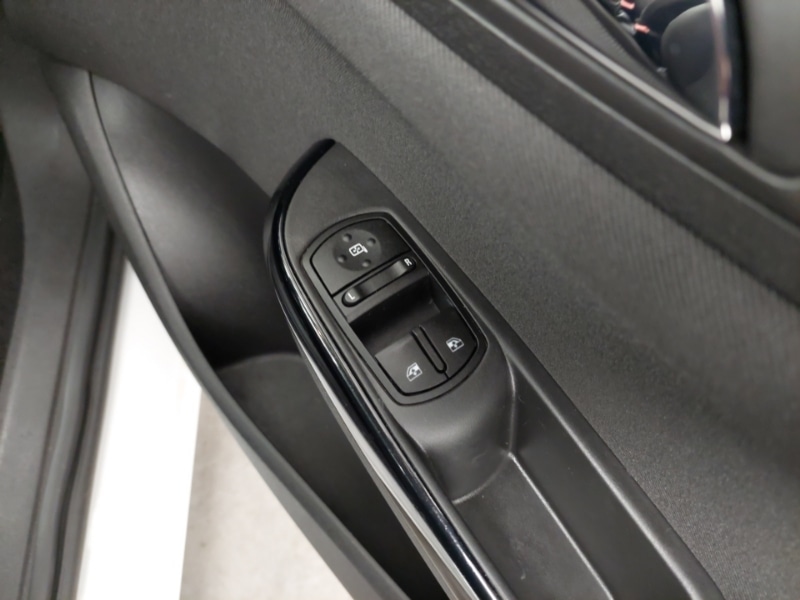 Used Vauxhall Corsa 2019 for sale - 76410977: Photo 12