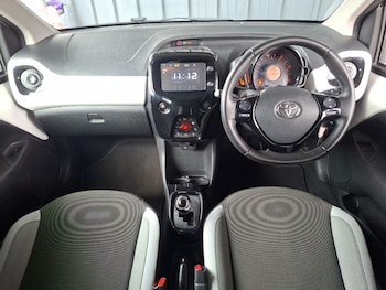 Used Toyota AYGO 2017 for sale - 79612334: Photo