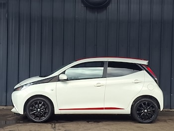 Used Toyota AYGO 2017 for sale - 79612334: Photo
