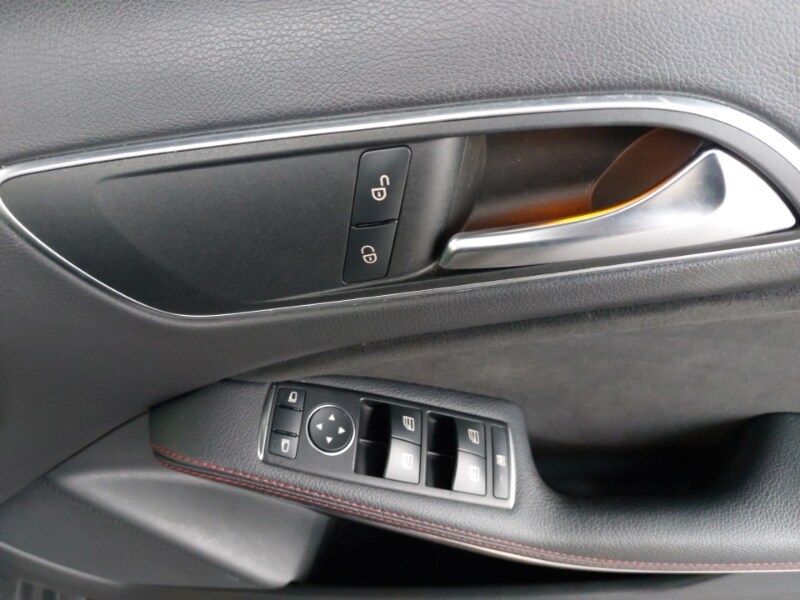 Used Mercedes-Benz A-Class 2016 for sale - 77234891: Photo 11