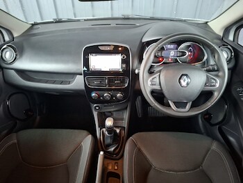 Used Renault Clio 2018 for sale - 78360917: Photo