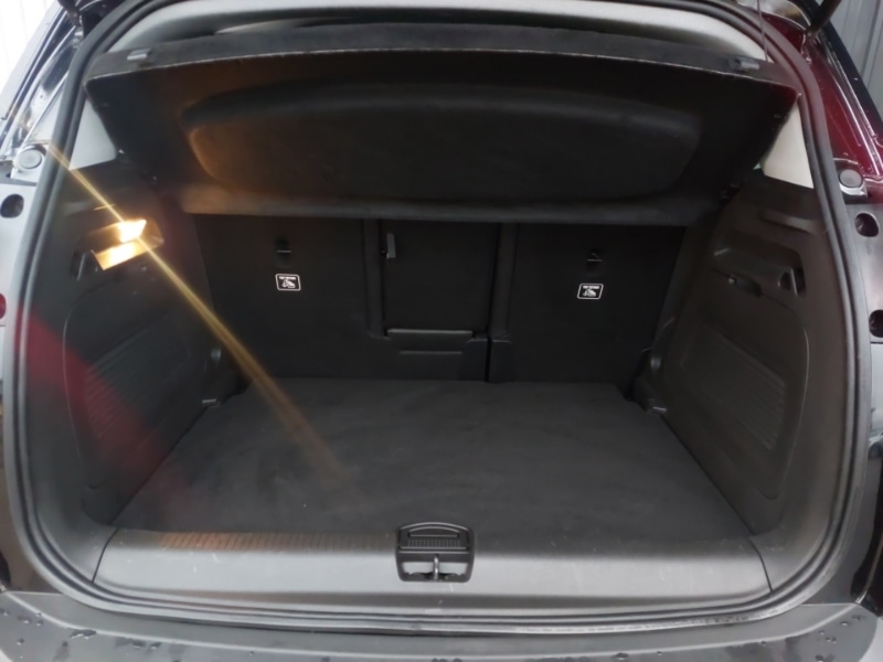 Used Vauxhall Crossland 2022 for sale - 76221044: Photo 8