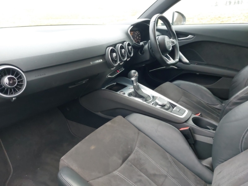 Used Audi TT 2015 for sale - 77141423: Photo 2