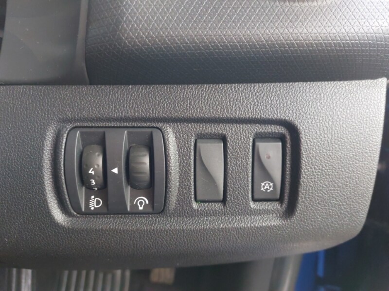 Used Renault Clio 2019 for sale - 76566756: Photo 18