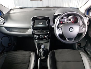 Used Renault Clio 2019 for sale - 76566756: Photo