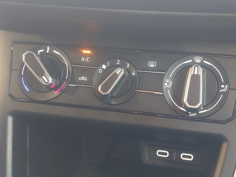 Used Volkswagen Polo 2023 for sale - 76365297: Photo 13