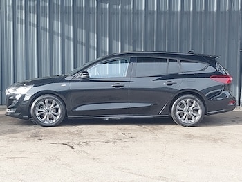 Used Ford Focus 2022 for sale - 76358868: Photo