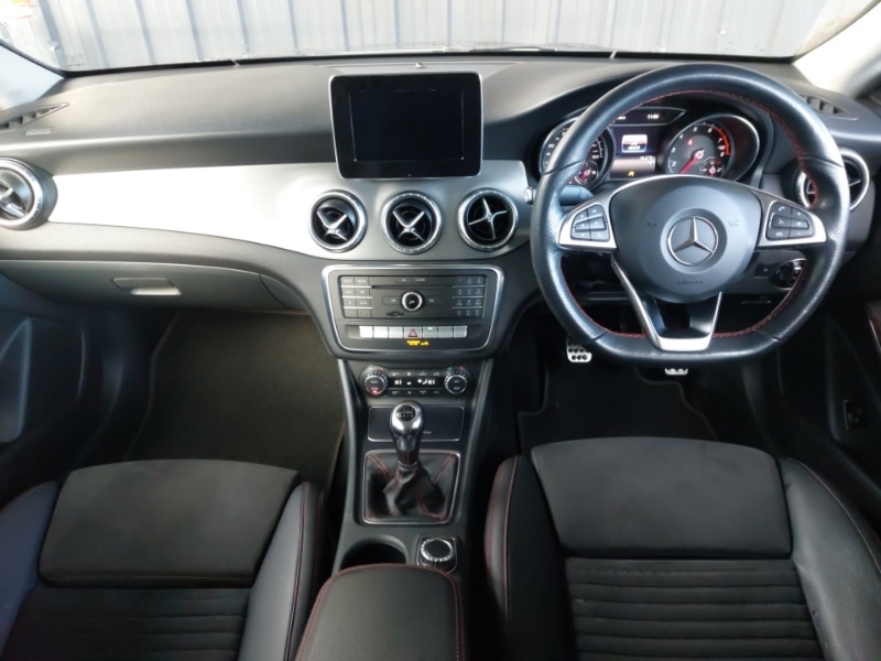 Used Mercedes-Benz CLA 2018 for sale - 76403553: Photo 2