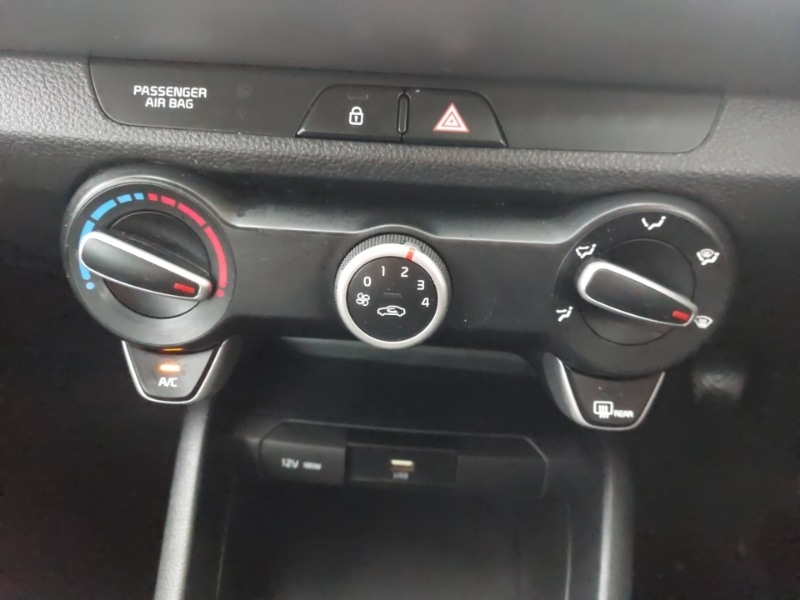 Used Kia Stonic 2022 for sale - 77251880: Photo 15