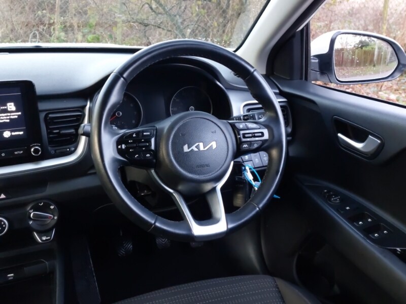 Used Kia Stonic 2022 for sale - 77251880: Photo 7