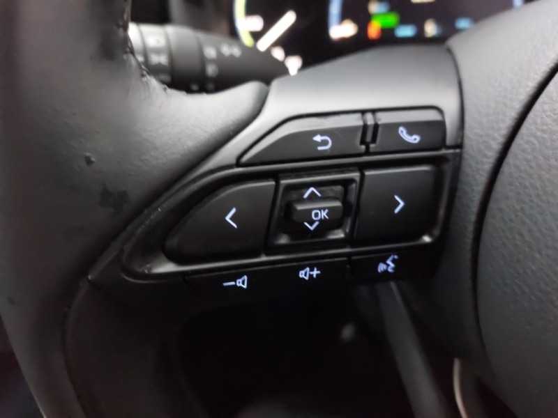 Used Toyota Yaris Cross 2022 for sale - 76566763: Photo 17