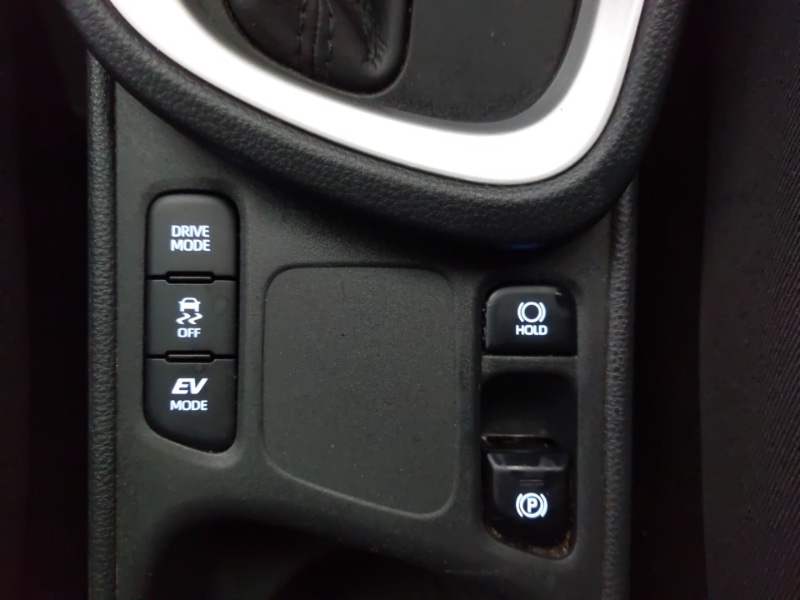 Used Toyota Yaris Cross 2022 for sale - 76566763: Photo 18