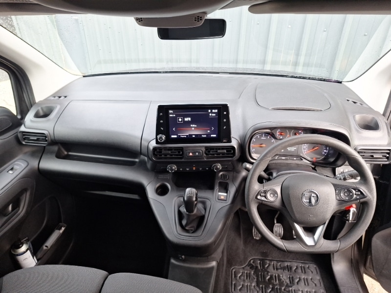 Used Vauxhall Combo 2021 for sale - 76431569: Photo 2