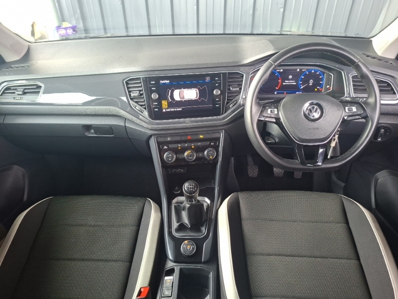 Used Volkswagen T-Roc 2019 for sale - 77750732: Photo 2