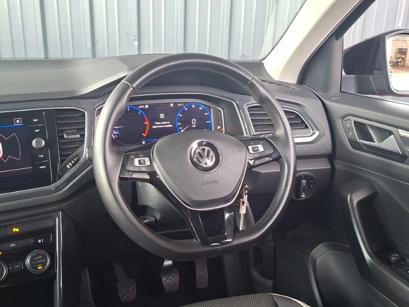 Used Volkswagen T-Roc 2019 for sale - 77750732: Photo 7
