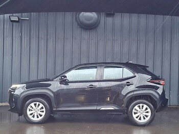 Used Toyota Yaris Cross 2023 for sale - 77502991: Photo