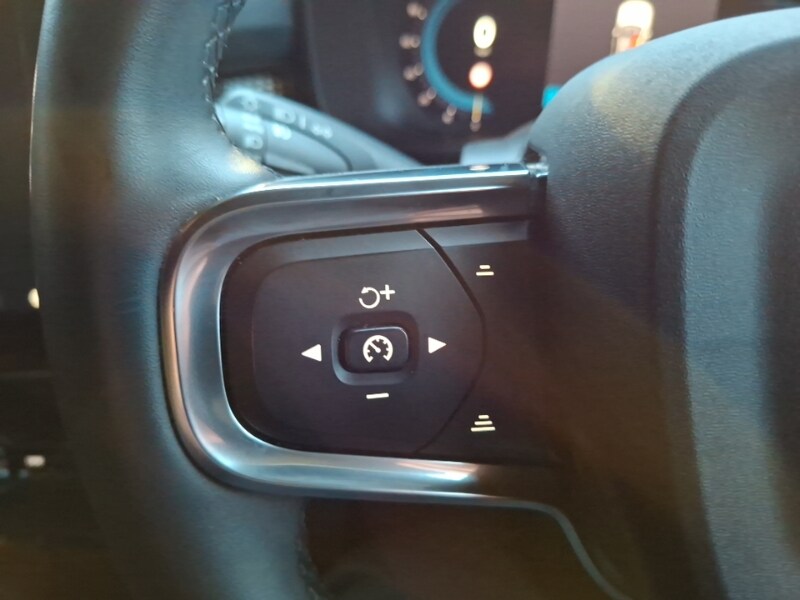 Used Volvo XC40 2021 for sale - 77605752: Photo 17