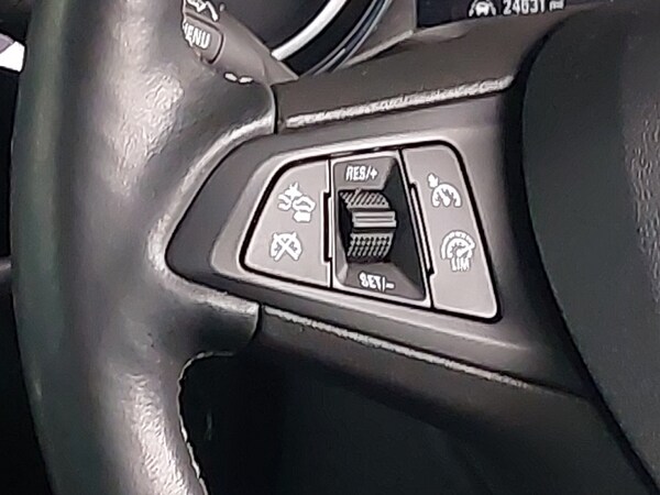 Used Vauxhall Astra 2021 for sale - 76268925: Photo 10