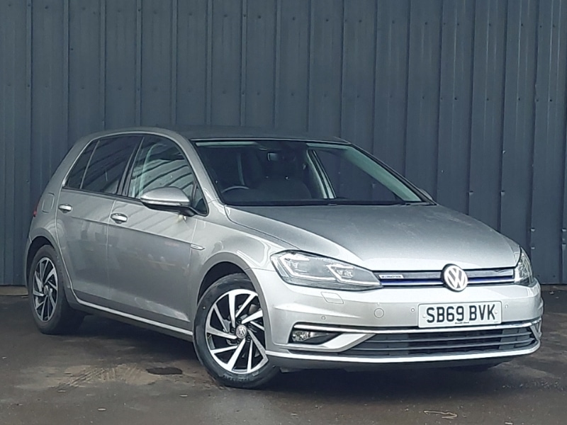 Used Volkswagen Golf 2019 for sale - 76471692: Photo 1