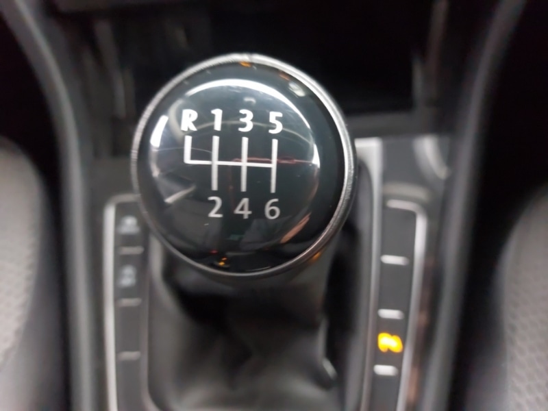 Used Volkswagen Golf 2019 for sale - 76471692: Photo 16