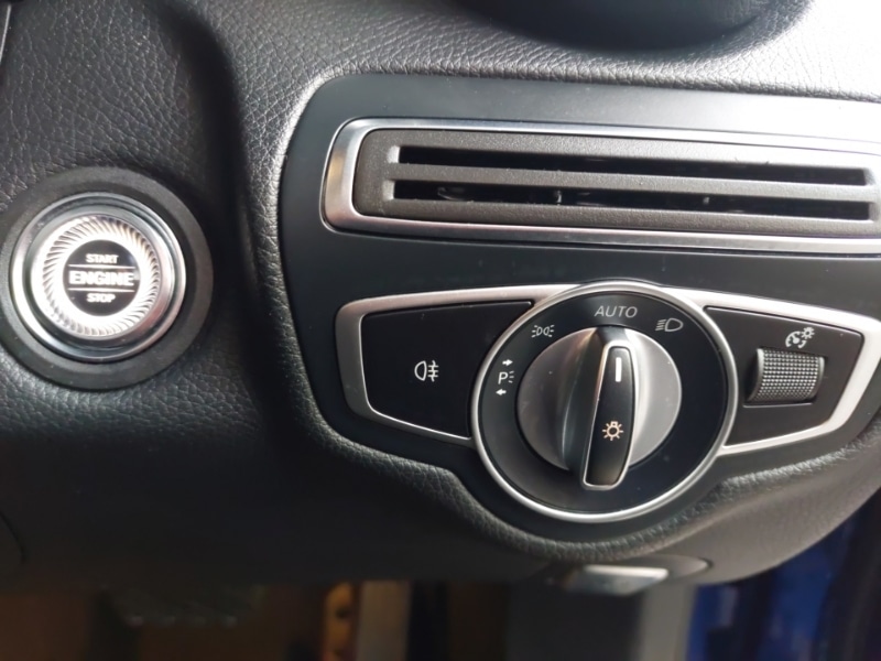 Used Mercedes-Benz C Class 2020 for sale - 77731353: Photo 12