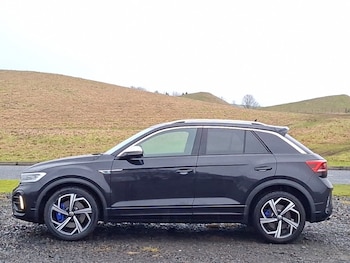 Used Volkswagen T-Roc 2023 for sale - 77424354: Photo