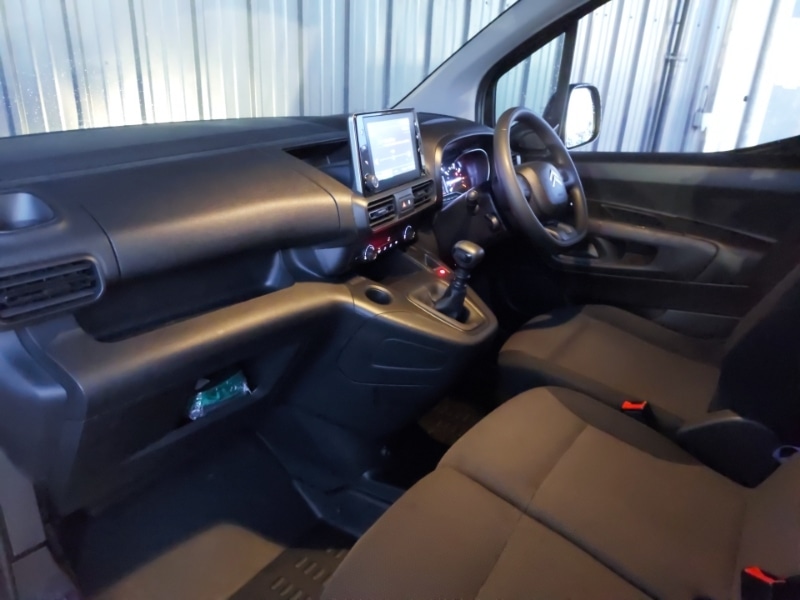 Used Citroen Berlingo 2022 for sale - 76911625: Photo 2