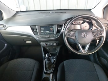 Used Vauxhall Crossland 2021 for sale - 76116222: Photo 2